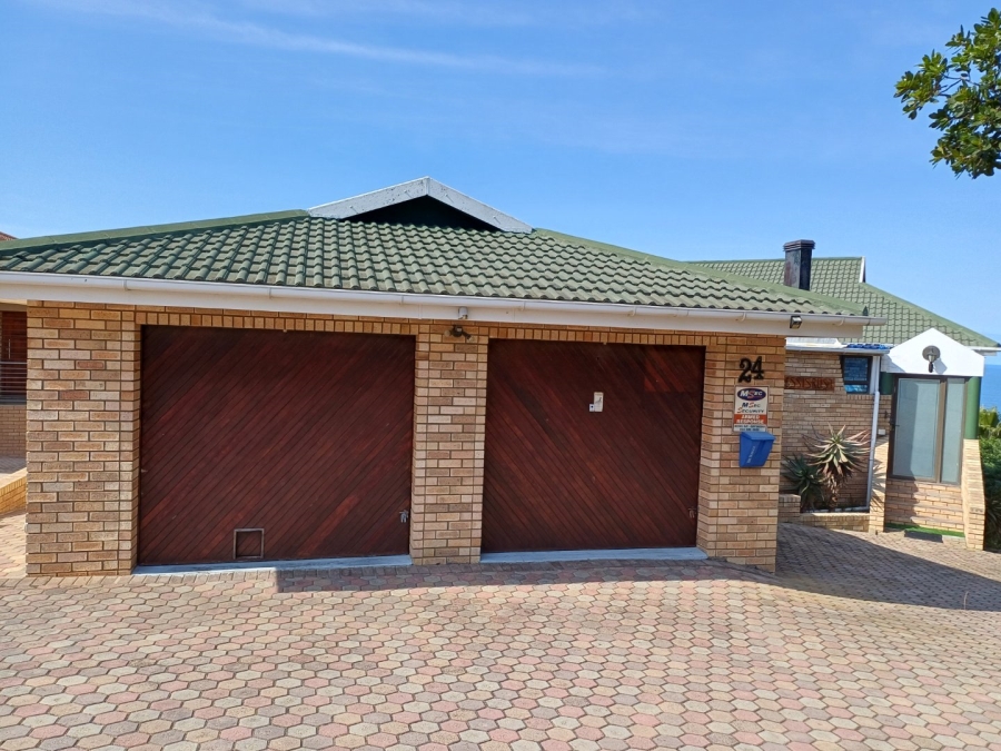 5 Bedroom Property for Sale in Dana Bay Western Cape